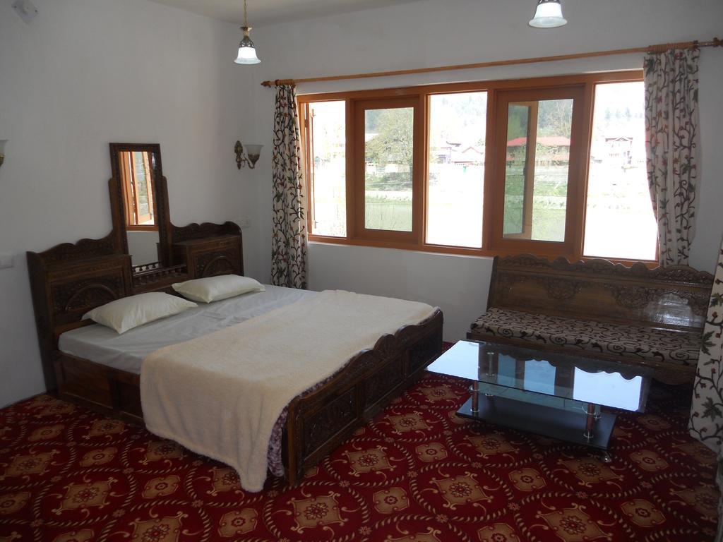 Hotel Royale Jannat Srinagar (Jammu and Kashmir) Bagian luar foto
