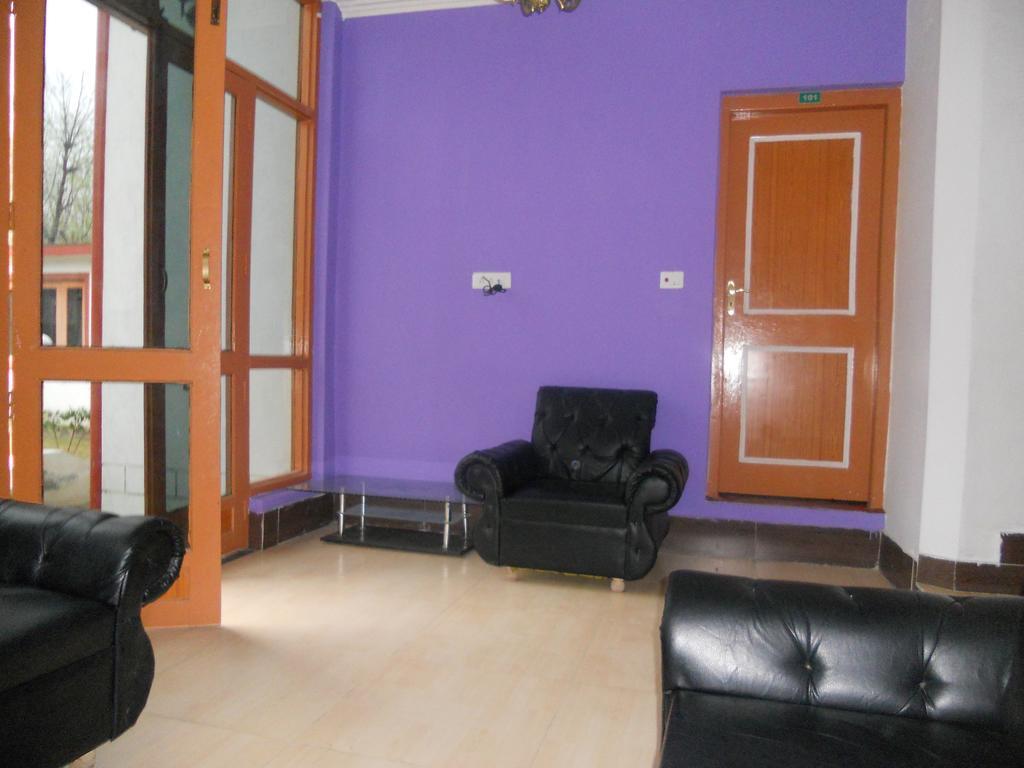 Hotel Royale Jannat Srinagar (Jammu and Kashmir) Bagian luar foto